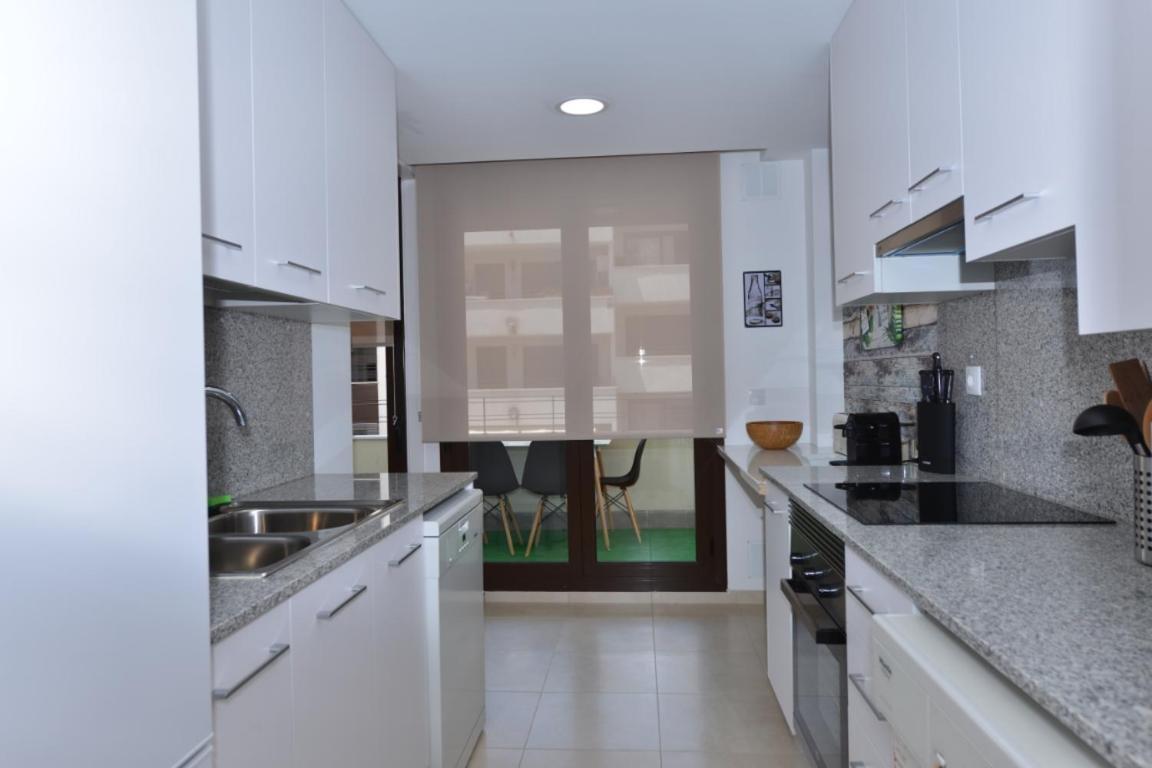 Apartamento Cerca Playa Con Balcon Y Bbq 카라펠 외부 사진
